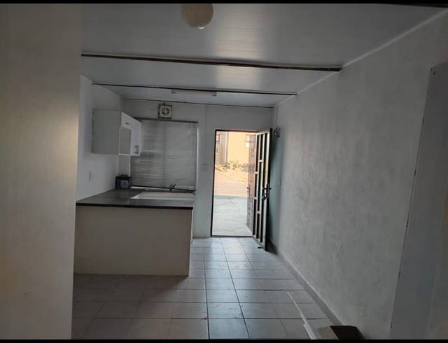 1 BEDROOM PROPERTY TO RENT IN NORTHPINE